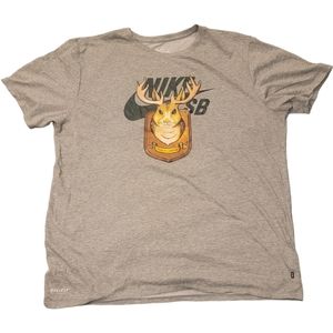 Nike SB The Elusive T-Shirt Size XL Rare Skate Skateboarding Dunk Jackalope